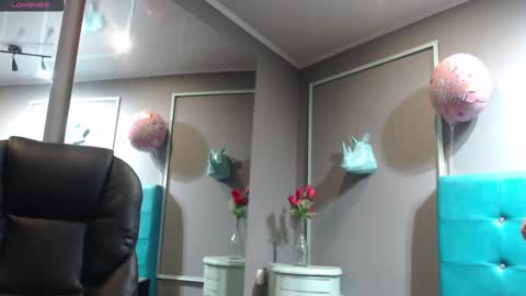 Sofa online show from February 14, 11:10 am