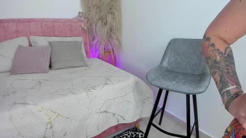 Sofia Wilson online show from September 25, 1:21 pm