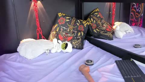 sofiaangel18 online show from May 27, 1:57 am