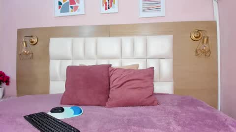 Snapshot of sofiagomez_1 chatting on October 1, 7:30 pm SOFI online show from October 1, 7:30 pm