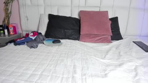 Snapshot of sofiagomez_1 chatting on September 14, 10:51 pm SOFI online show from September 14, 10:51 pm