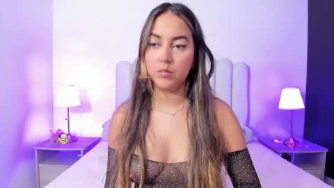 Snapshot of sofiebunnie chatting on September 22, 1:15 am Sofi online show from September 22, 1:15 am