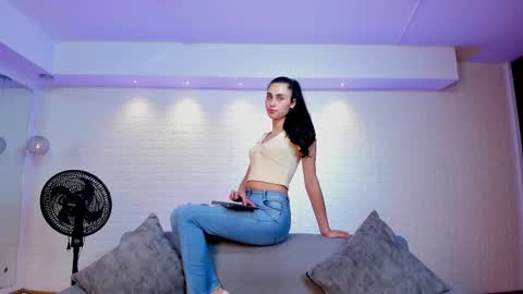 Sofiia  Everyday From 1400 to 2200 Col Time online show from February 10, 6:55 pm