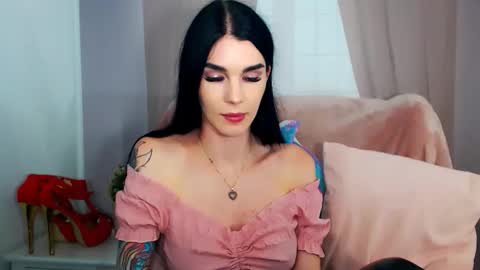 Snapshot of sofiiadream chatting on October 12, 7:27 pm sofiiadream online show from October 12, 7:27 pm