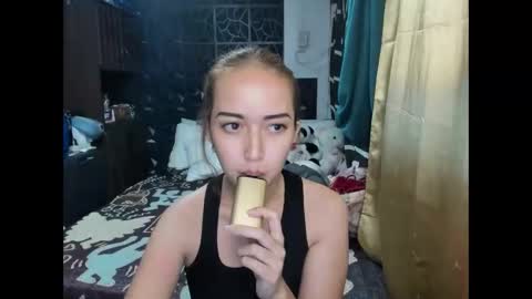 Angel online show from December 20, 9:30 pm