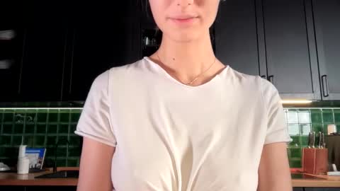 Bella online show from January 16, 5:03 am