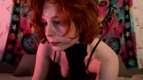 Annie online show from May 19, 2:07 am