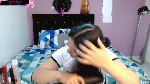 sonialatin69 online show from February 5, 3:53 pm