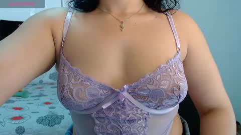 sonialatin69 online show from April 7, 2:08 pm