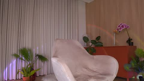 Sofia  online show from April 5, 5:34 pm