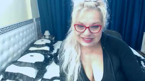 Sonya online show from September 27, 8:43 am