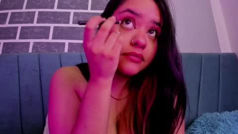 Sofia online show from October 18, 5:43 am