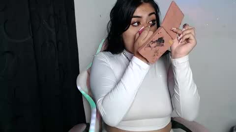 sophia online show from May 31, 1:11 am