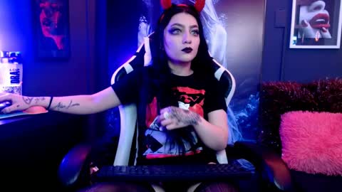 sophia hottie online show from March 11, 2:07 pm