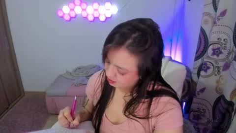 sophia_grants online show from May 5, 4:48 am