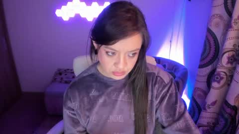 sophia_grants online show from May 24, 6:34 am