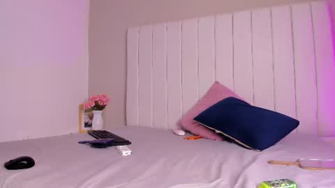 Michelle online show from June 12, 2:14 pm