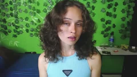 sophiamiller6 online show from July 9, 7:11 am