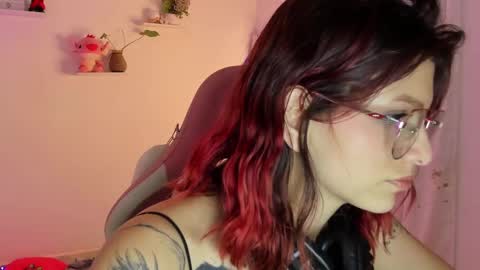 sophie doll online show from January 28, 8:36 pm