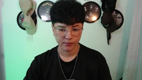 Sophie online show from April 8, 1:19 am