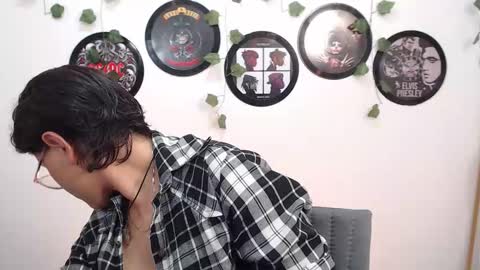 Sophie online show from October 16, 2:03 am