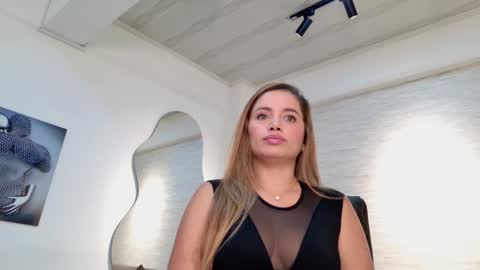 sophie_rousses online show from February 11, 1:01 pm