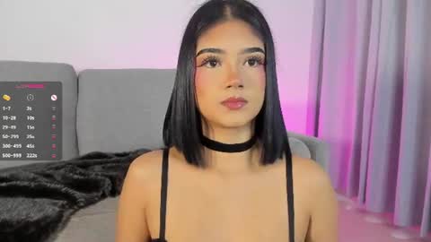 sophie  online show from June 10, 3:33 pm