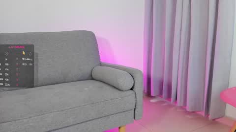 sophie  online show from June 13, 7:22 pm