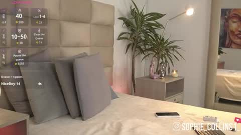 Sophie online show from June 5, 11:49 am