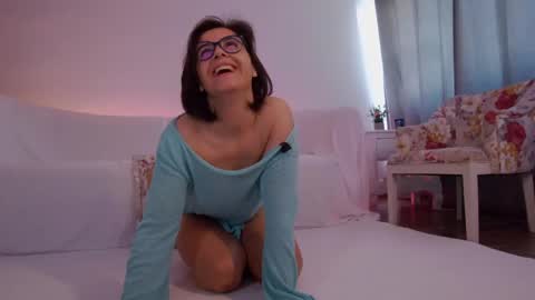 Sophie Rain online show from June 8, 5:08 am