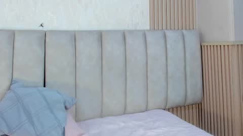 Sofa  online show from February 27, 4:29 pm