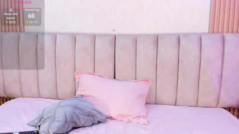 Sofa  online show from March 13, 12:28 pm