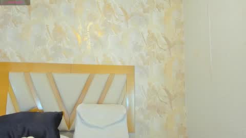 Sophie online show from March 29, 7:46 pm