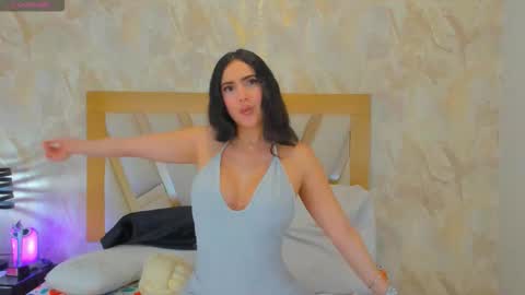 Sophie online show from October 19, 1:57 pm