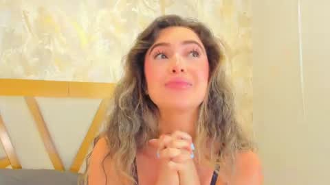 Sophie online show from July 2, 2:01 pm