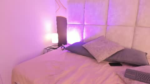 sophiie_rosee online show from June 27, 7:31 pm