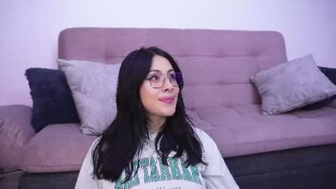 Sophiie online show from June 19, 3:44 am