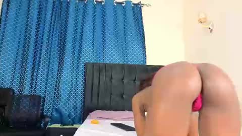 sophisticated_seline online show from July 25, 3:35 am