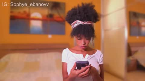 Snapshot of sophye_ebanov chatting on October 14, 6:49 am SEE U HERE OF online show from October 14, 6:49 am
