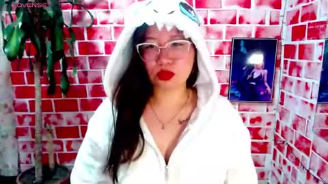 soralily online show from July 28, 11:28 am