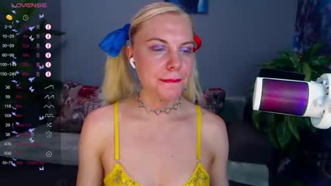 Lisa online show from June 25, 3:50 am