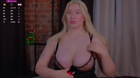 soulmeinme online show from December 21, 8:02 pm