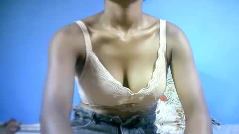 sourayaa online show from March 2, 7:15 am