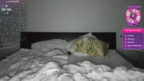 Bunnydathug online show from January 17, 12:01 pm