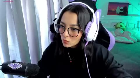 Snapshot of soy___lili chatting on January 14, 6:07 pm Lili online show from January 14, 6:07 pm