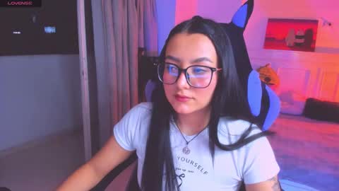 Lili online show from February 14, 2:02 am