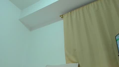 Instagram Soyamandaa  1 online show from November 14, 11:05 pm