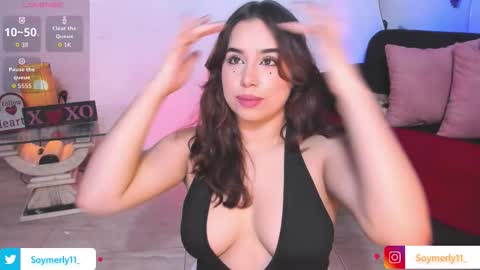 Independent Model Merly online show from March 3, 7:25 am