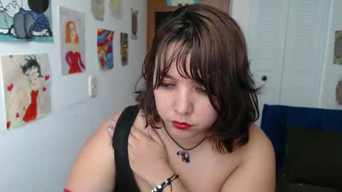 Nana Bela  online show from January 12, 9:42 pm