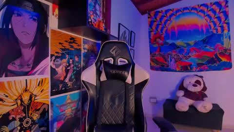 Val online show from December 24, 1:38 am